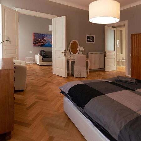 Da Gillo Apartment Triest Exterior foto